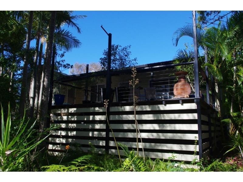 10-12 Eastern Road, Macleay Island QLD 4184