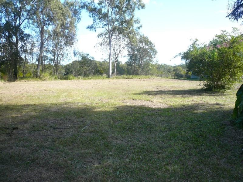42-44 Charles Terrace, Macleay Island QLD 4184