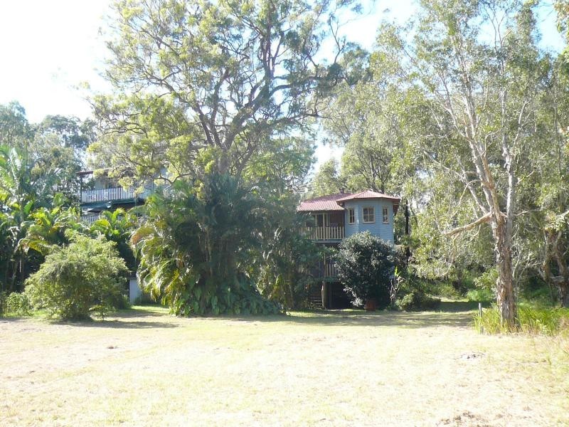 42-44 Charles Terrace, Macleay Island QLD 4184