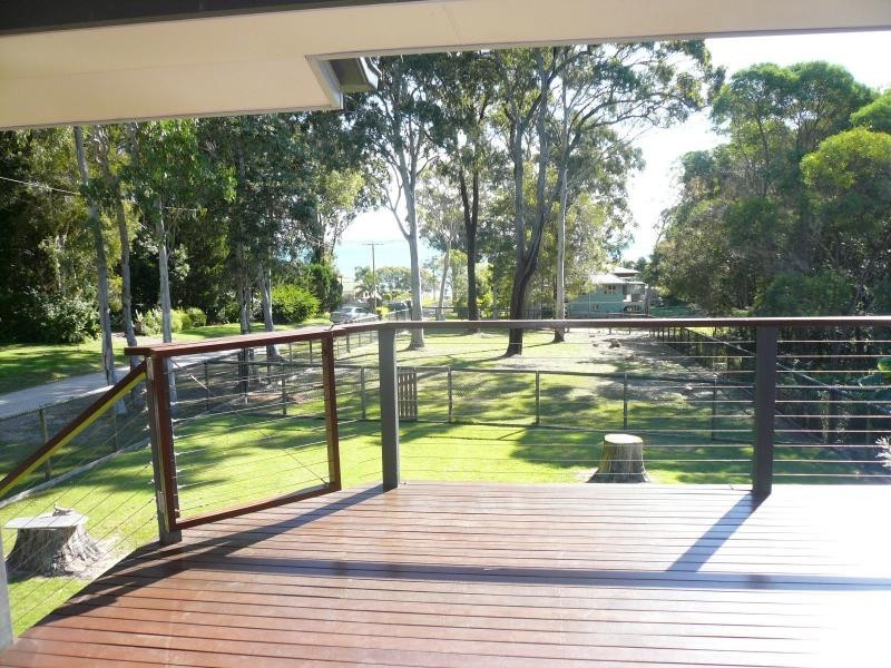 1 Dinjerra Street, Macleay Island QLD 4184