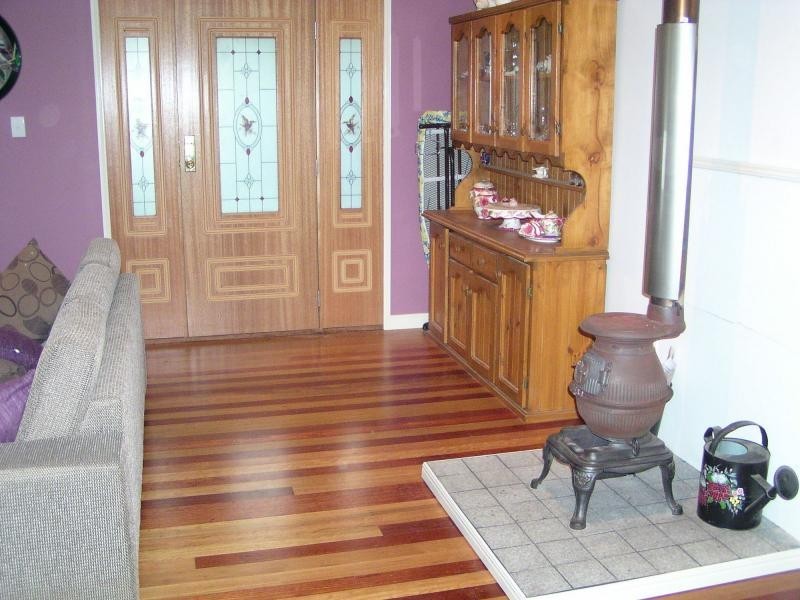 2 President Terrace, Macleay Island QLD 4184
