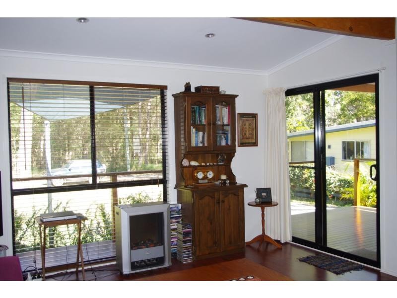 17 Aruma Street, Macleay Island QLD 4184