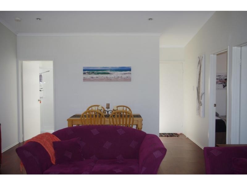 17 Aruma Street, Macleay Island QLD 4184