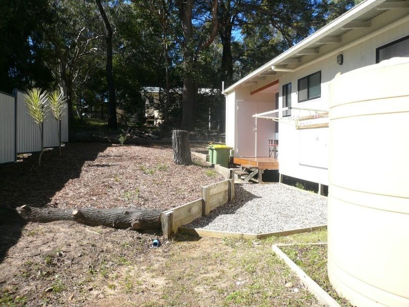 17 Aruma Street, Macleay Island QLD 4184
