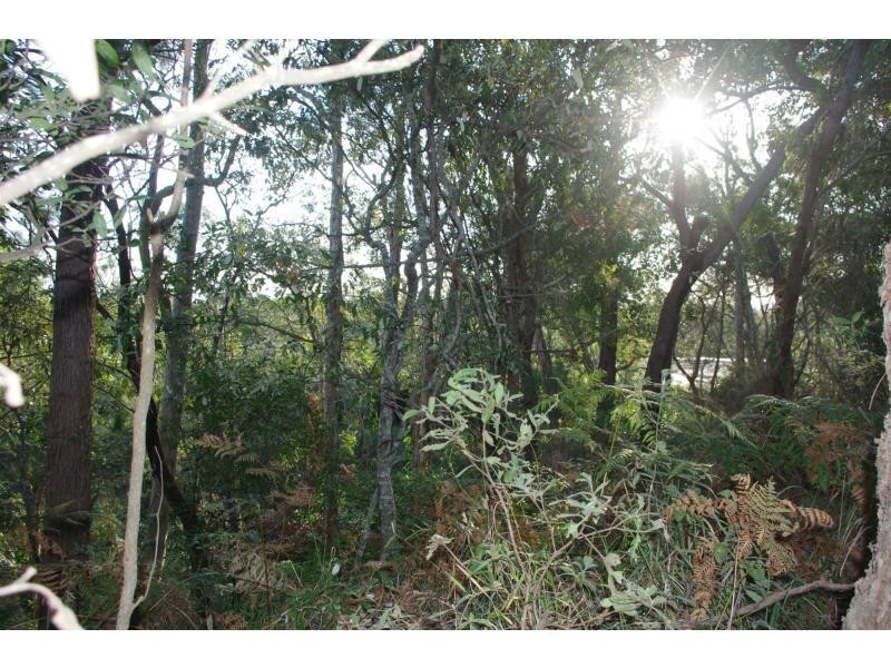 70 Treasure Island Avenue, Karragarra Island QLD 4184