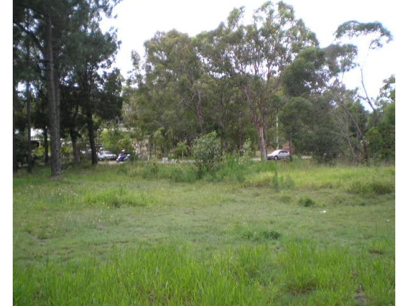 165 High Central Road, Macleay Island QLD 4184