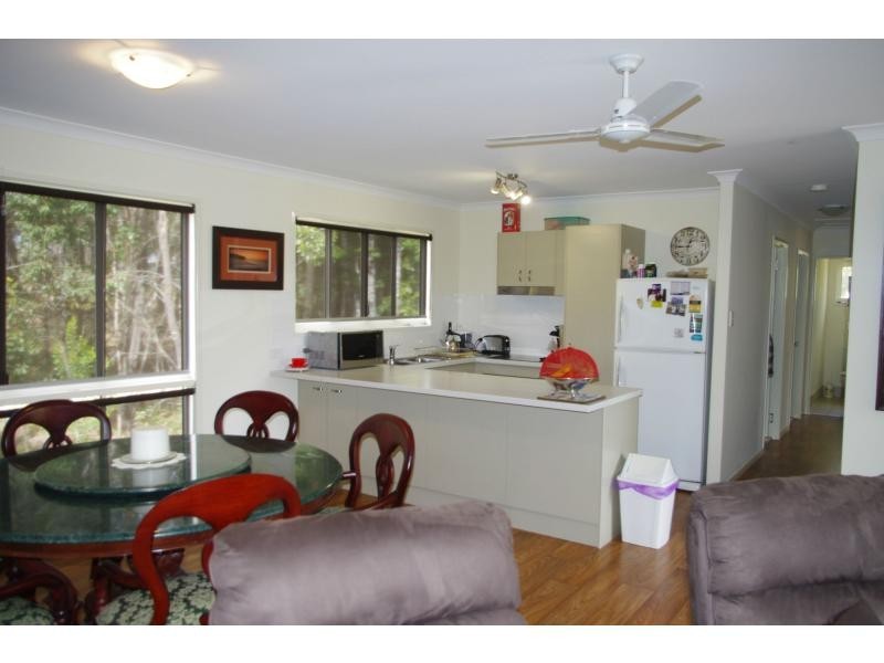 92 Kate Street, Macleay Island QLD 4184