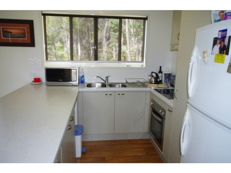92 Kate Street, Macleay Island QLD 4184