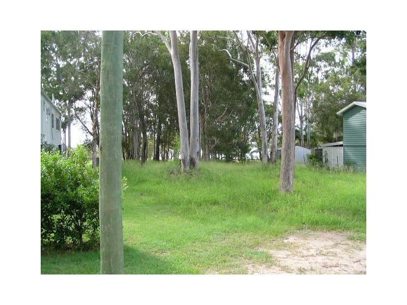 6 Attunga Street, Macleay Island QLD 4184