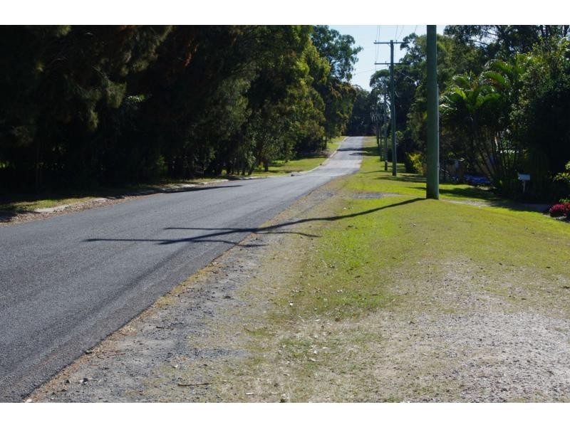 1 Wharf Street, Macleay Island QLD 4184