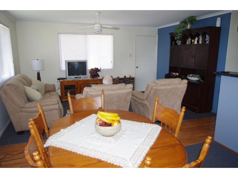 7 Koonwarra Parade, Macleay Island QLD 4184