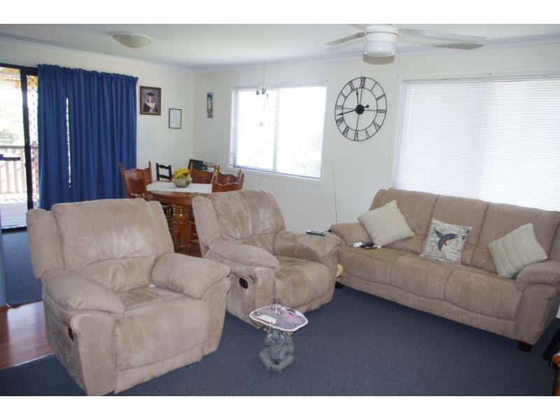 7 Koonwarra Parade, Macleay Island QLD 4184