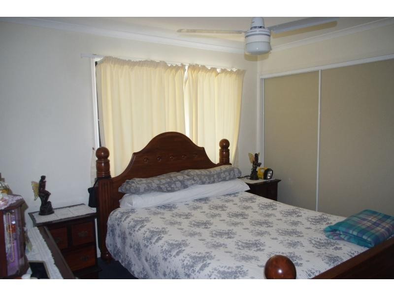 7 Koonwarra Parade, Macleay Island QLD 4184