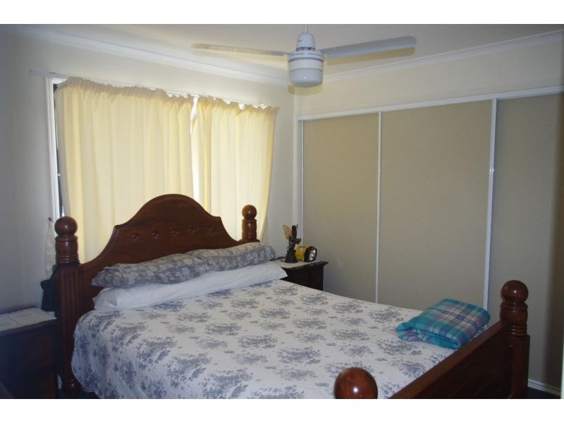 7 Koonwarra Parade, Macleay Island QLD 4184