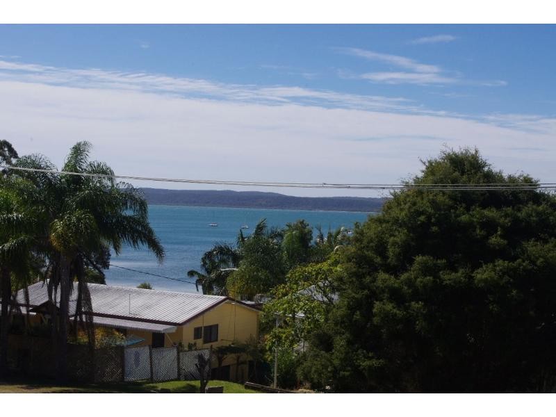 7 Koonwarra Parade, Macleay Island QLD 4184