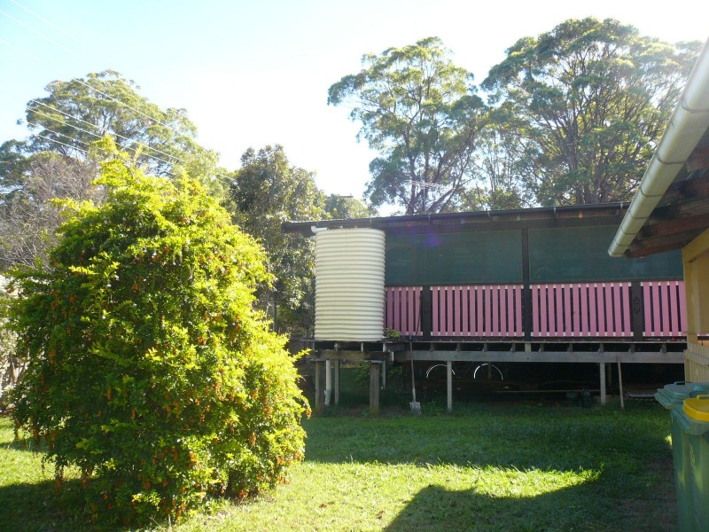 1 Marine Street, Macleay Island QLD 4184