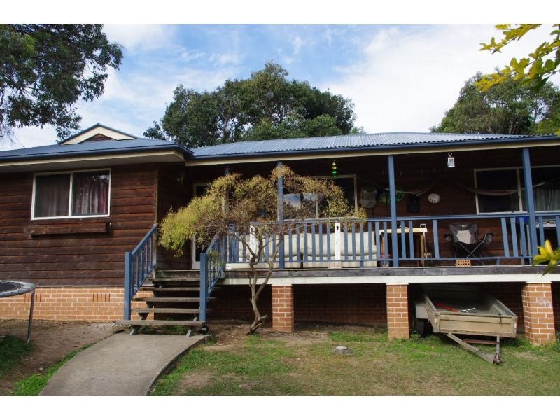 10 Scotts Road, Macleay Island QLD 4184