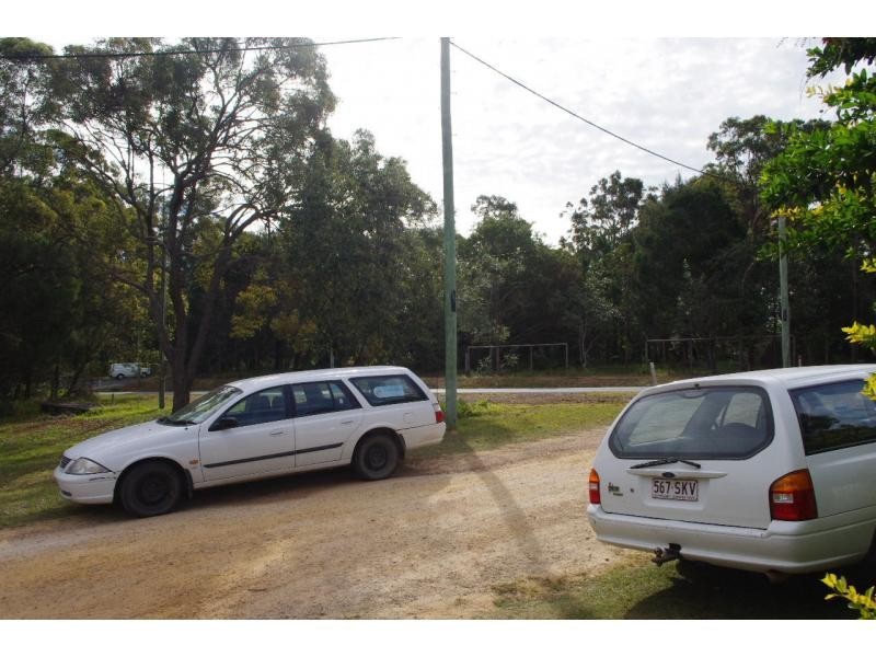 10 Scotts Road, Macleay Island QLD 4184