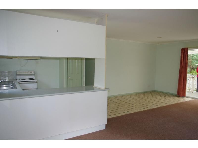80 High Central Road, Macleay Island QLD 4184