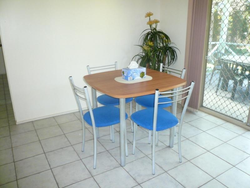 33 Charles Terrace, Macleay Island QLD 4184