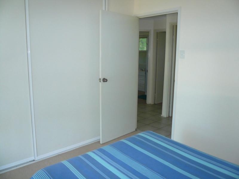 33 Charles Terrace, Macleay Island QLD 4184