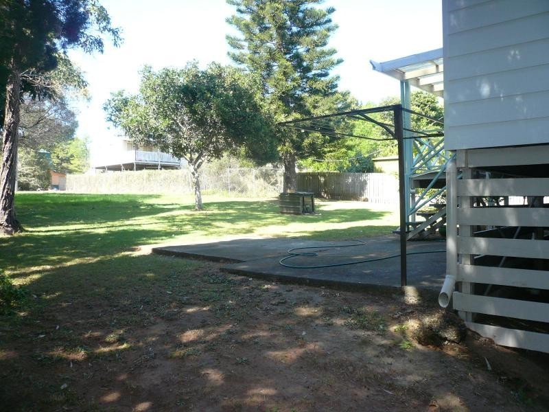 33 Charles Terrace, Macleay Island QLD 4184
