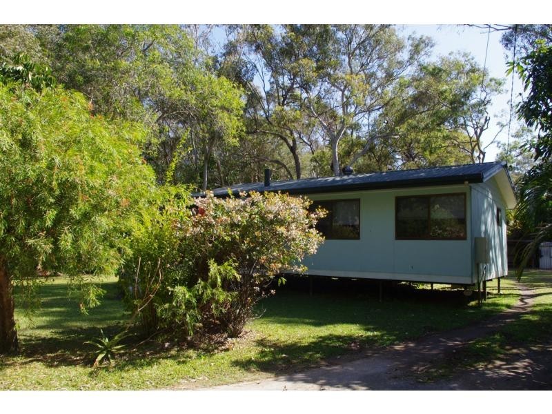 25 Michiko Street, Macleay Island QLD 4184
