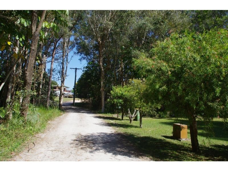 25 Michiko Street, Macleay Island QLD 4184