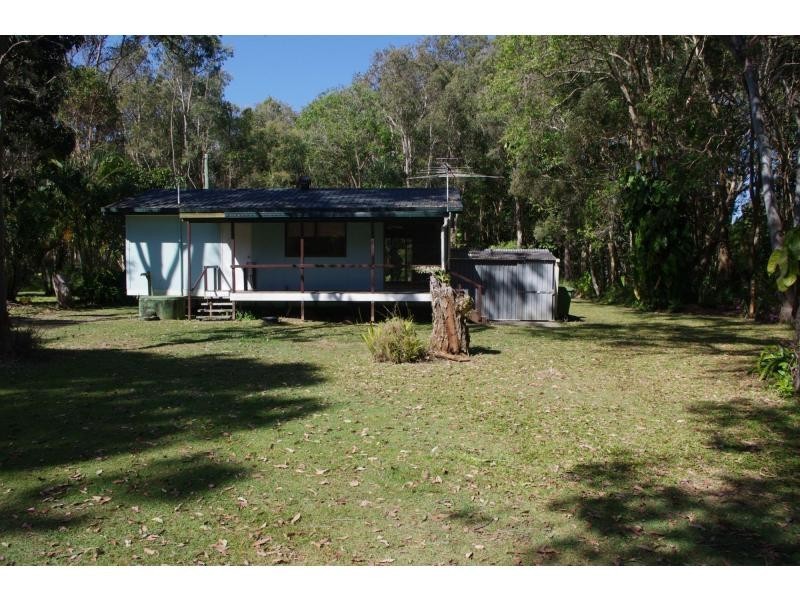 25 Michiko Street, Macleay Island QLD 4184