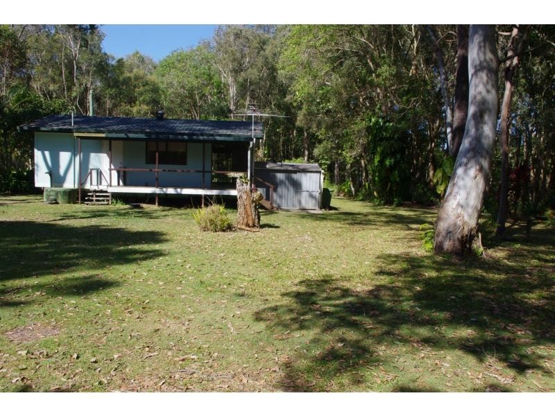 25 Michiko Street, Macleay Island QLD 4184