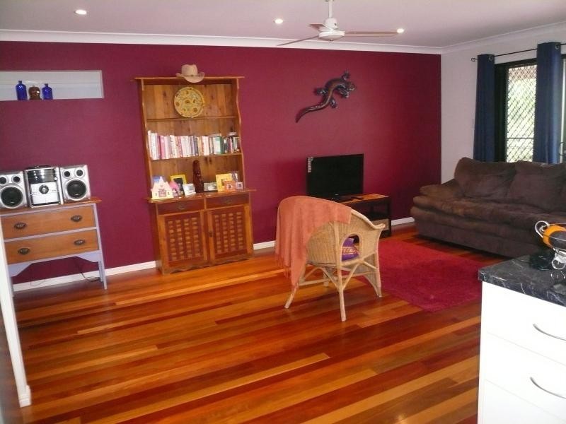 36 Beelong Street, Macleay Island QLD 4184