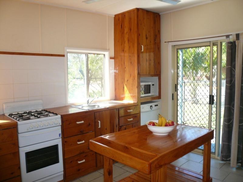 5-7 Keith Street, Macleay Island QLD 4184