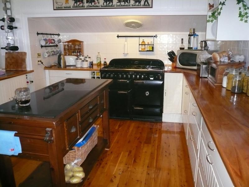 62 Coondooroopa Drive, Macleay Island QLD 4184