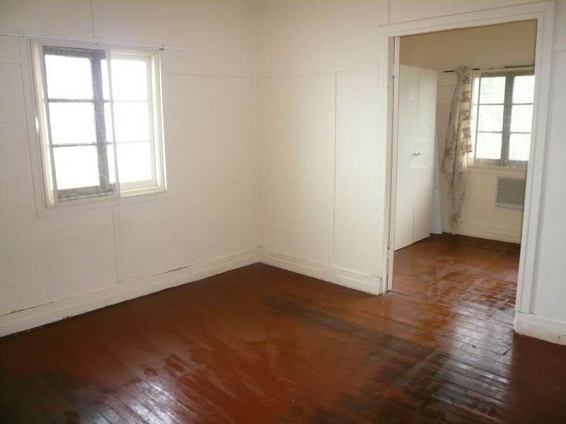 54 Charles Terrace, Macleay Island QLD 4184