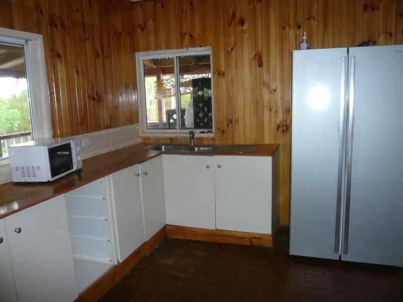 54 Charles Terrace, Macleay Island QLD 4184