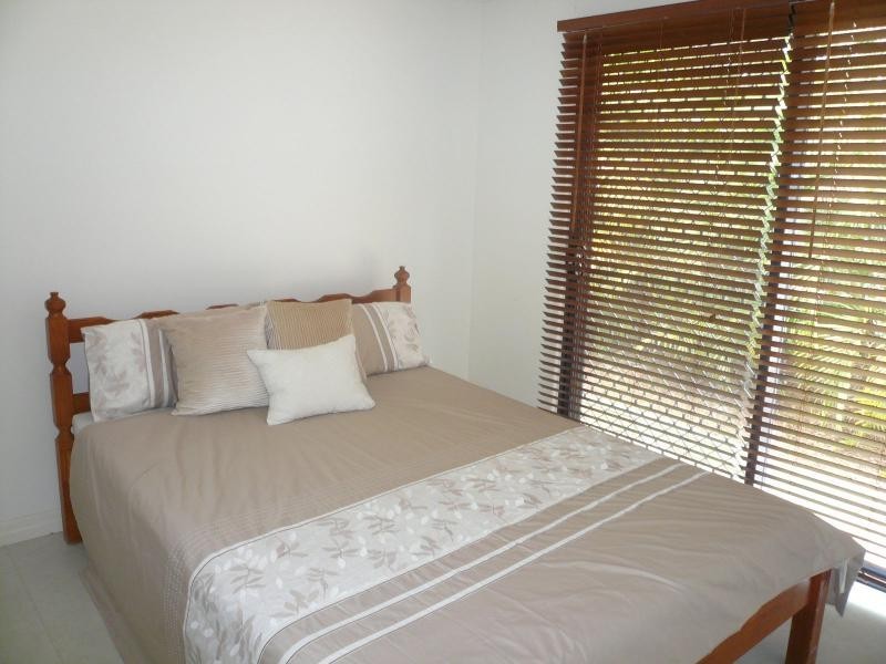 7 Leanne Street, Macleay Island QLD 4184