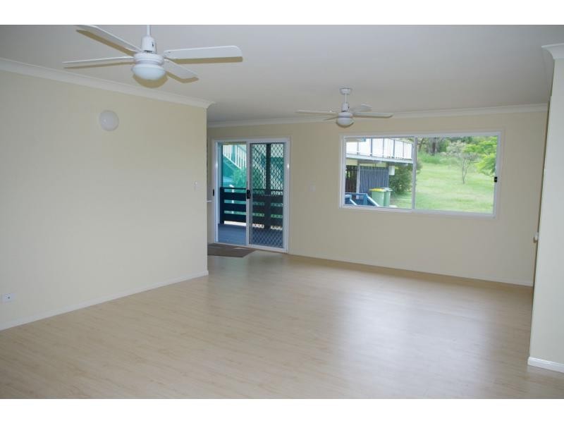 117 High Central Road, Macleay Island QLD 4184