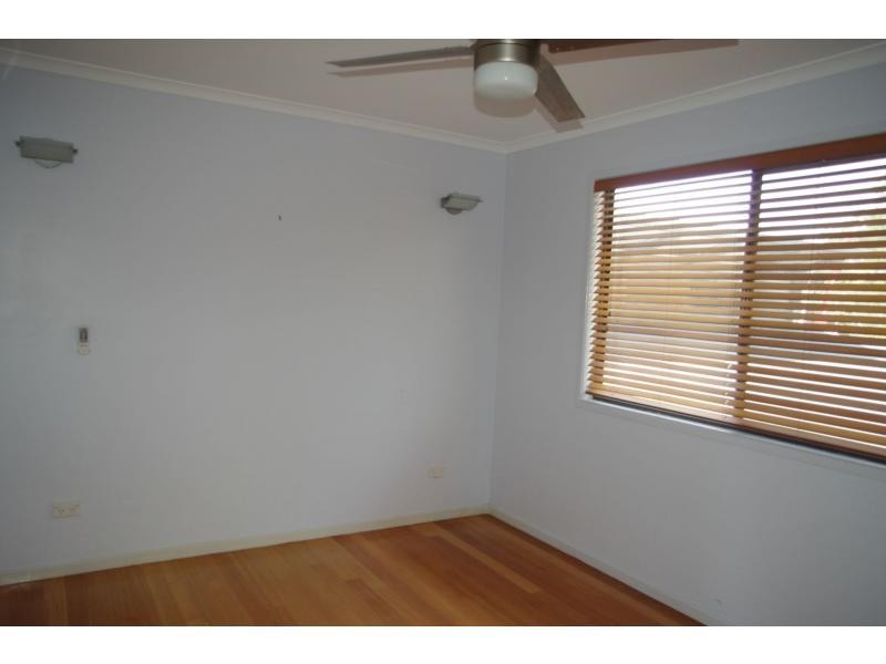 Unit 1/36 Southsea Terrace, Macleay Island QLD 4184