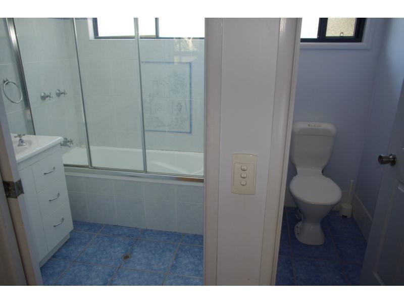 Unit 1/36 Southsea Terrace, Macleay Island QLD 4184