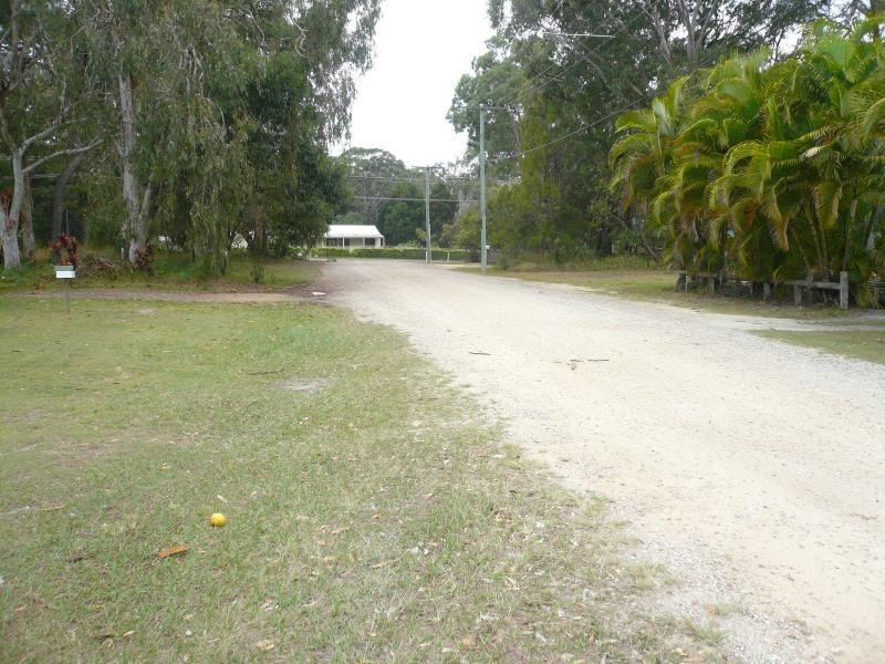 7 Noon-Muckle Street, Macleay Island QLD 4184