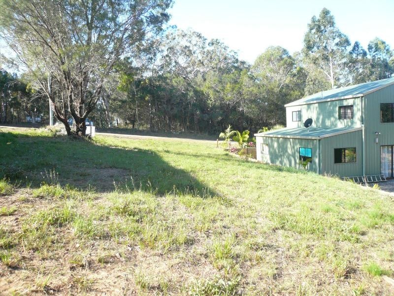 14 Glen Street, Macleay Island QLD 4184