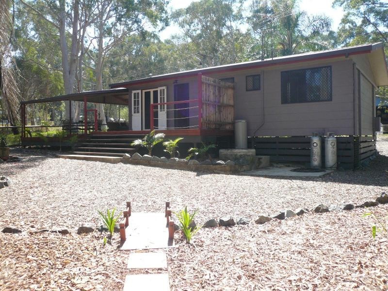 13 Brolga Street, Macleay Island QLD 4184