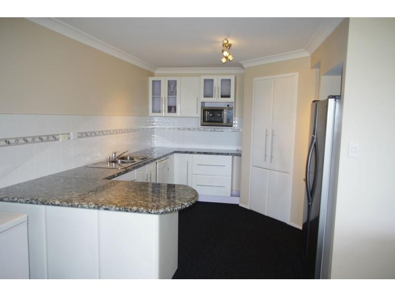 41 Jan Street, Macleay Island QLD 4184