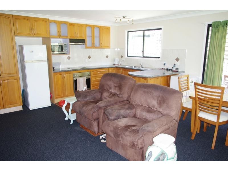 41 Jan Street, Macleay Island QLD 4184