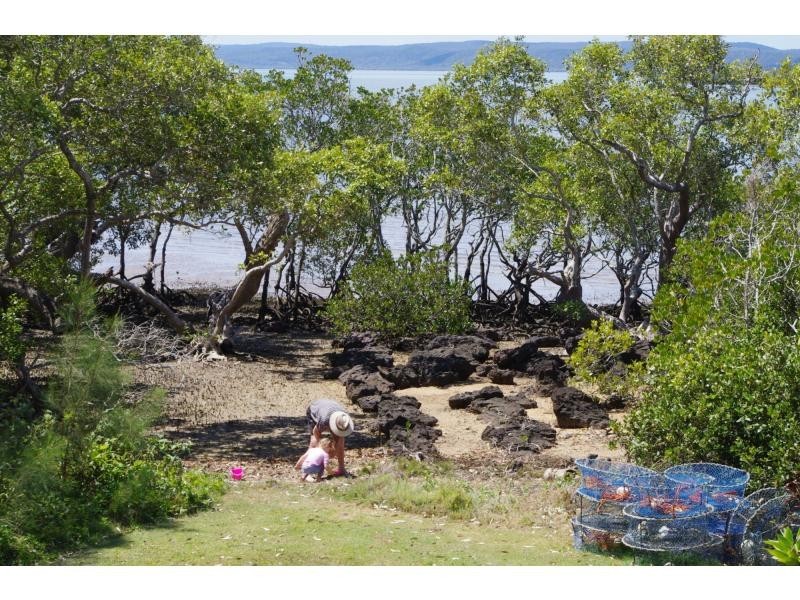 41 Jan Street, Macleay Island QLD 4184