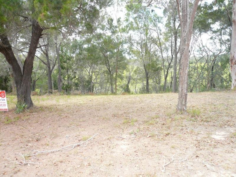2 Calm Waters Crescent, Macleay Island QLD 4184
