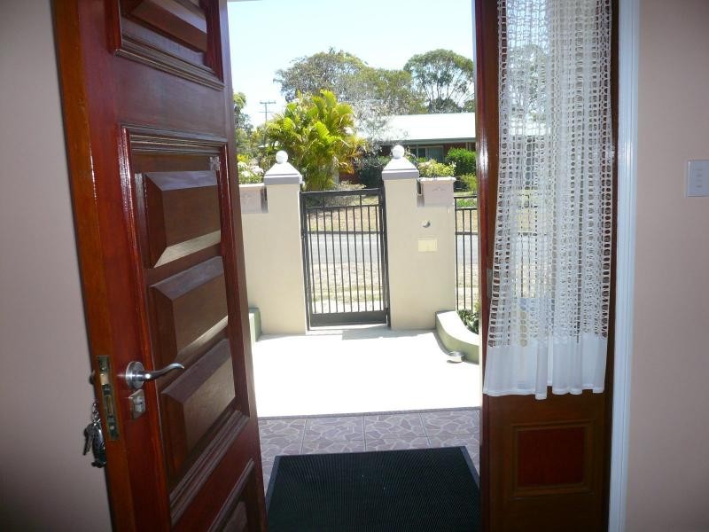 1 Gregory Street, Macleay Island QLD 4184