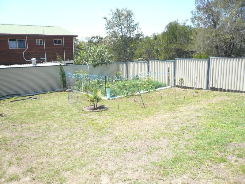 1 Gregory Street, Macleay Island QLD 4184