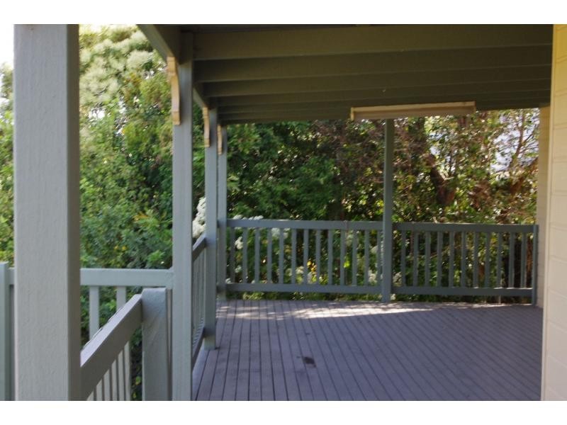 15 Camena Street, Macleay Island QLD 4184