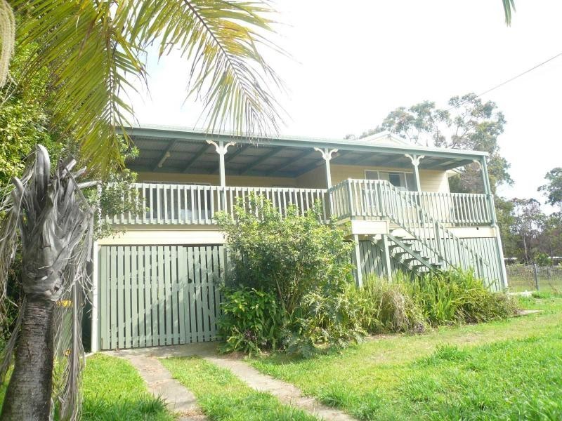 15 Camena Street, Macleay Island QLD 4184